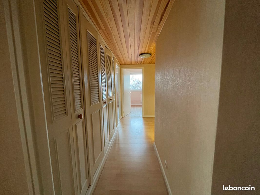 Appartement a louer vandoeuvre-les-nancy - 4 pièce(s) - 98 m2 - Surfyn