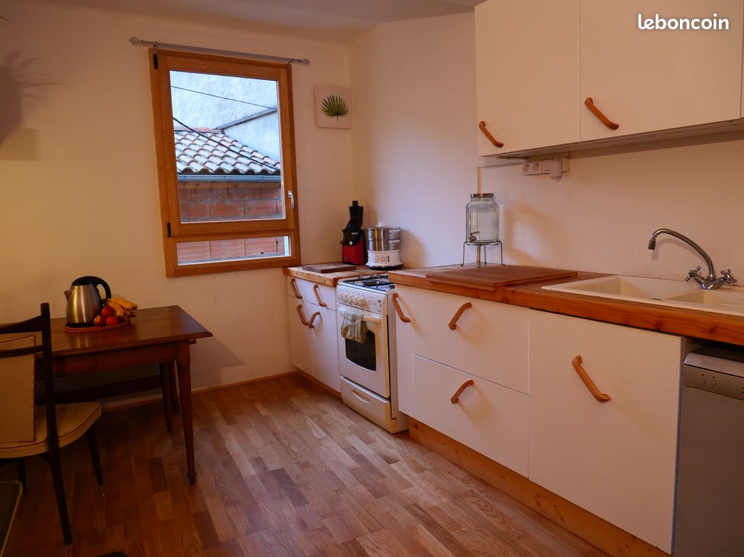 Chaleureuse maison avec jacuzzi et vue imprenable (image 6)