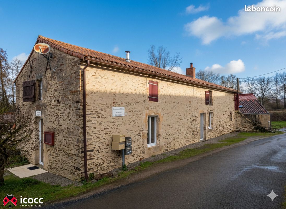 Local commercial 8 pièces 221 m² · à Mareuil-sur-Lay-Dissais · 221 m² · 295 050 €
