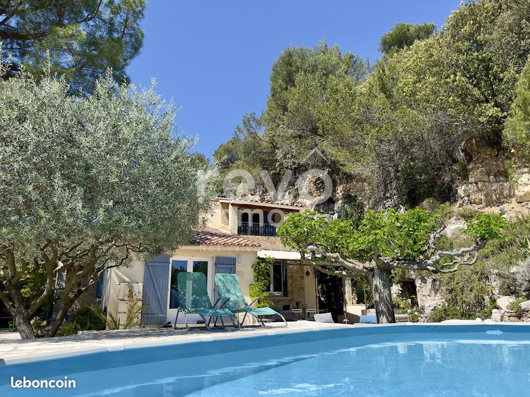Maison 5 pièces 114 m² · à Vaison-la-Romaine · 114 m² · 424 000 €
