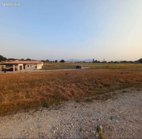Terrain constructible Saux et Pomarède (31800)