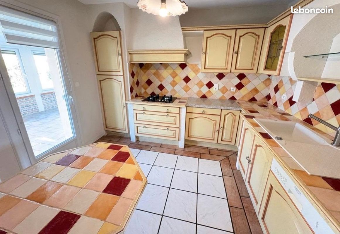 Maison 5 pièces 115 m² · à Frouzins · 115 m² · 450 000 €
