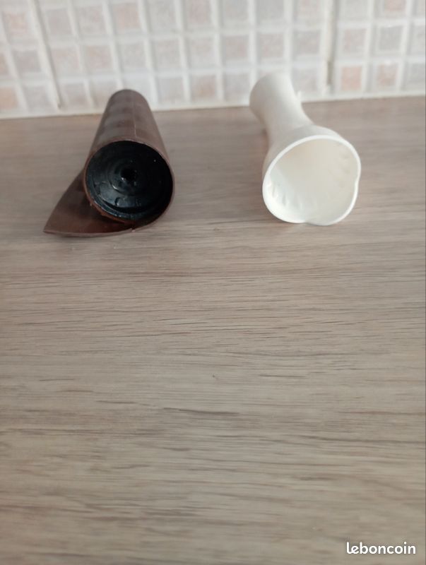 2 soliflores en plastique 13 cm (image 2)