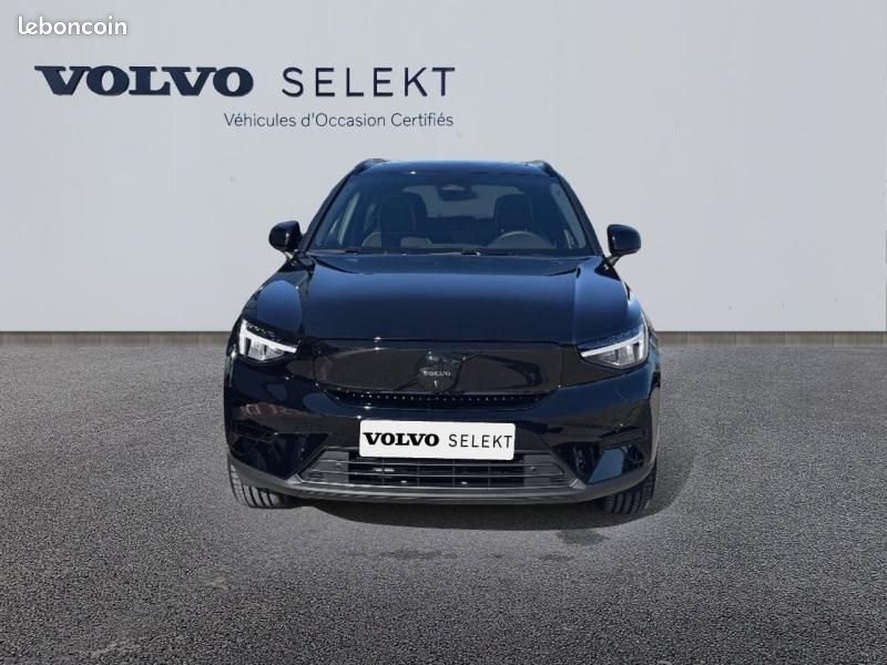 Volvo EX40 Single Extended Range 252ch Black Edition (image 5)