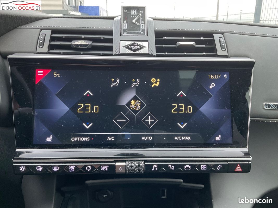 DS DS7 CROSSBACK BlueHDi 180 EAT8 Louvre (image 29)