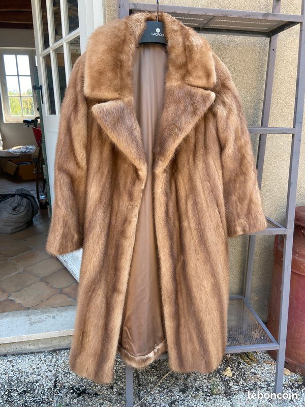 Manteau Fourrure Vison - Taille M, Noir - Occasion Très Bon état, Rarement Porté