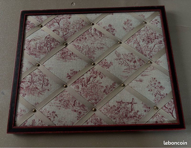 Pêle-mêle 53x43 encadrement Bois fond Toile de jouy vieux rose (image 1)