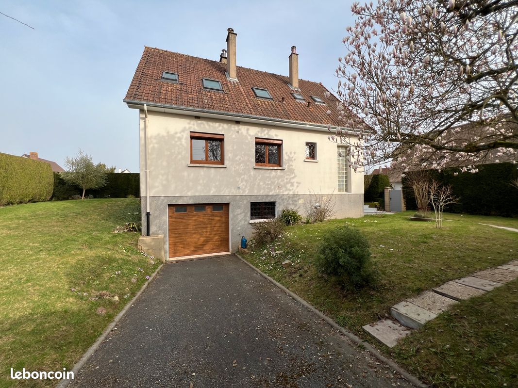Maison 4 pièces 147 m² · à Bois-Guillaume · 147 m² · 452 500 €
