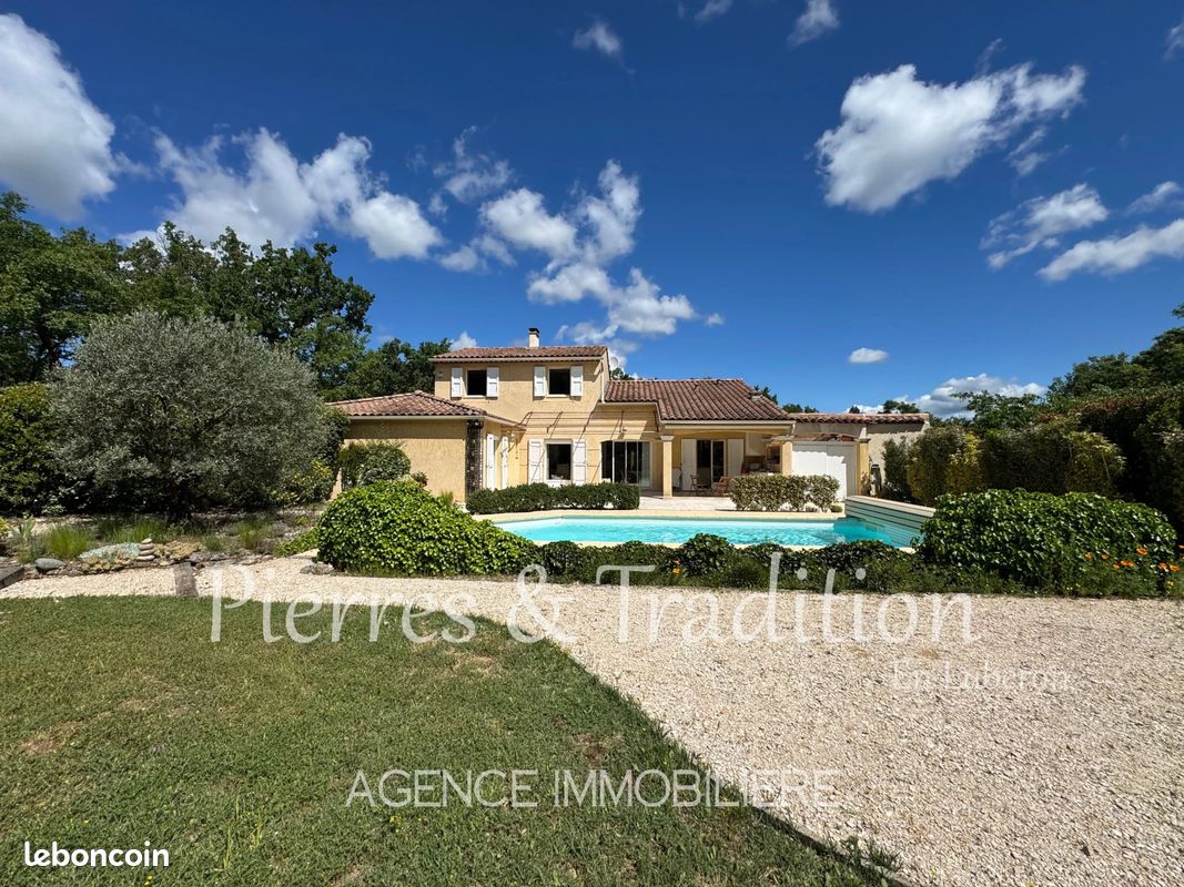 Maison 4 pièces 163 m² · à Céreste-en-Luberon · 163 m² · 585 000 €