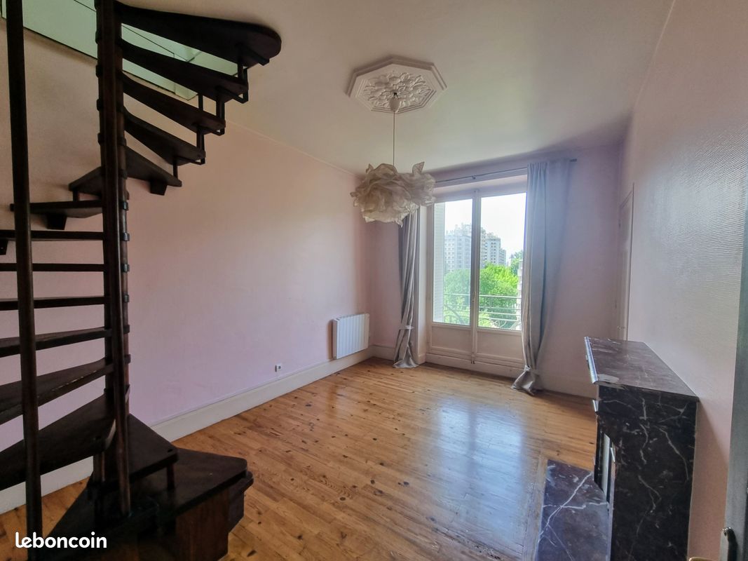 Appartement 3 pièces 63 m² · à Grenoble · 63 m² · 658 €