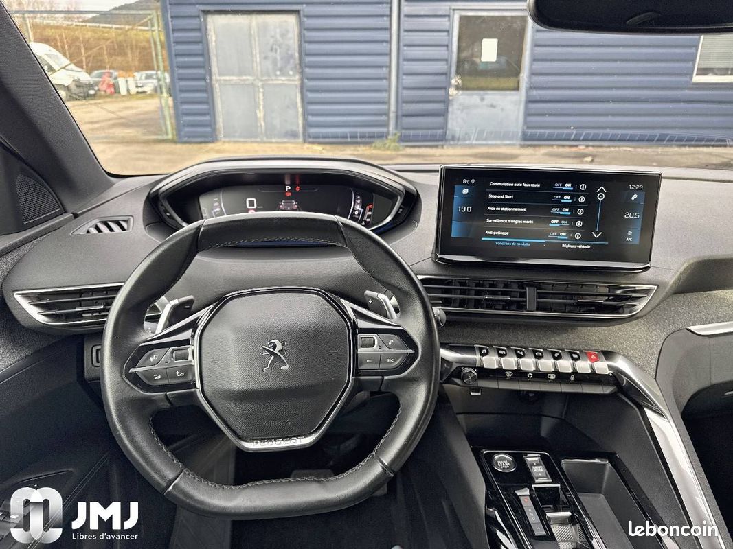 PEUGEOT 3008 BlueHDi 130ch S&S EAT8 Allure Pack (image 19)