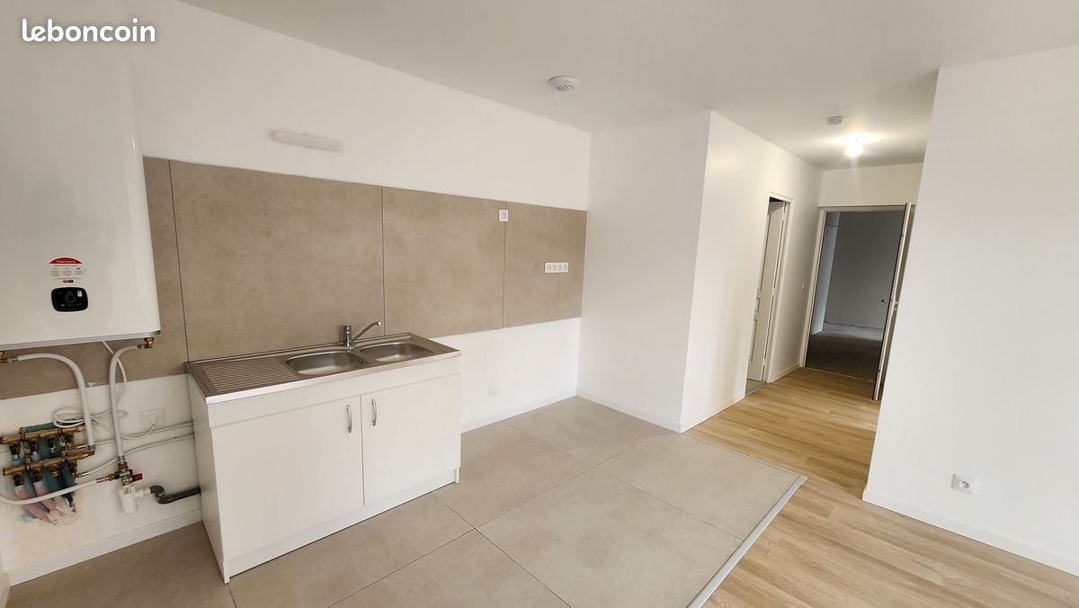 Appartement 2 pièces 40 m² · à Mantes-la-Ville · 40 m² · 740 €
