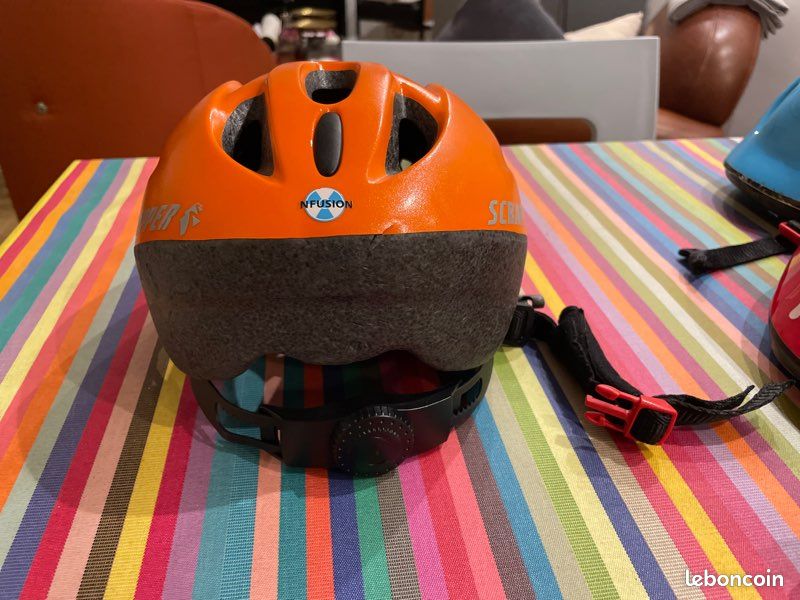Casque vélo enfant (image 1)