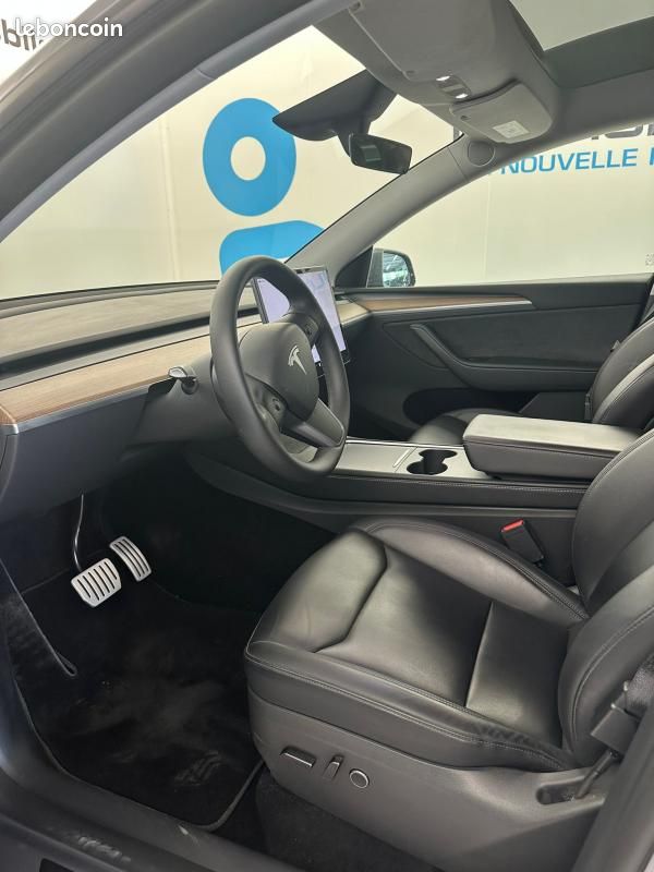 Tesla Model Y LONGE RANGE DUAL MOTOR 75KWH 472CV PERFORMANCE (image 4)