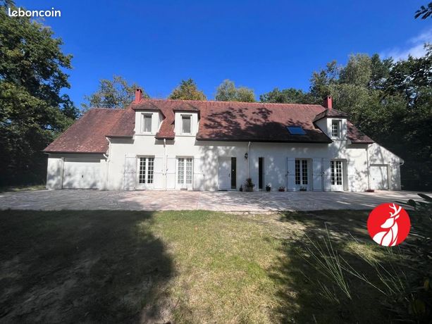 Maison 8 pièces 205 m²