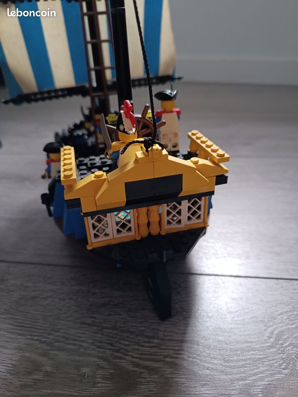 Lego 6274 Caribbean Clipper Lego Pirate Ship From The 90s Lego