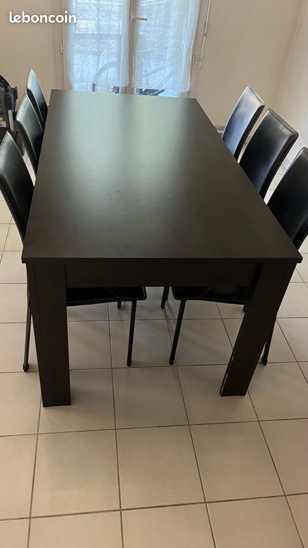 Table 6personnes (image 2)