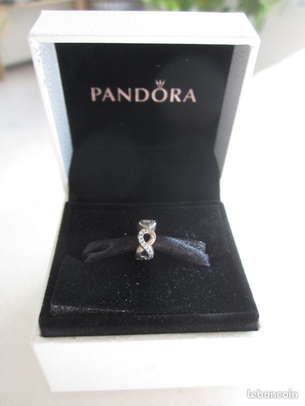 Charm Pandora (image 4)