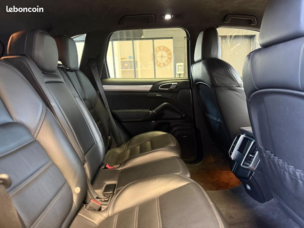 PORSCHE CAYENNE 4.8i V8 420 CH GTS - GARANTIE 6 MOIS (image 14)