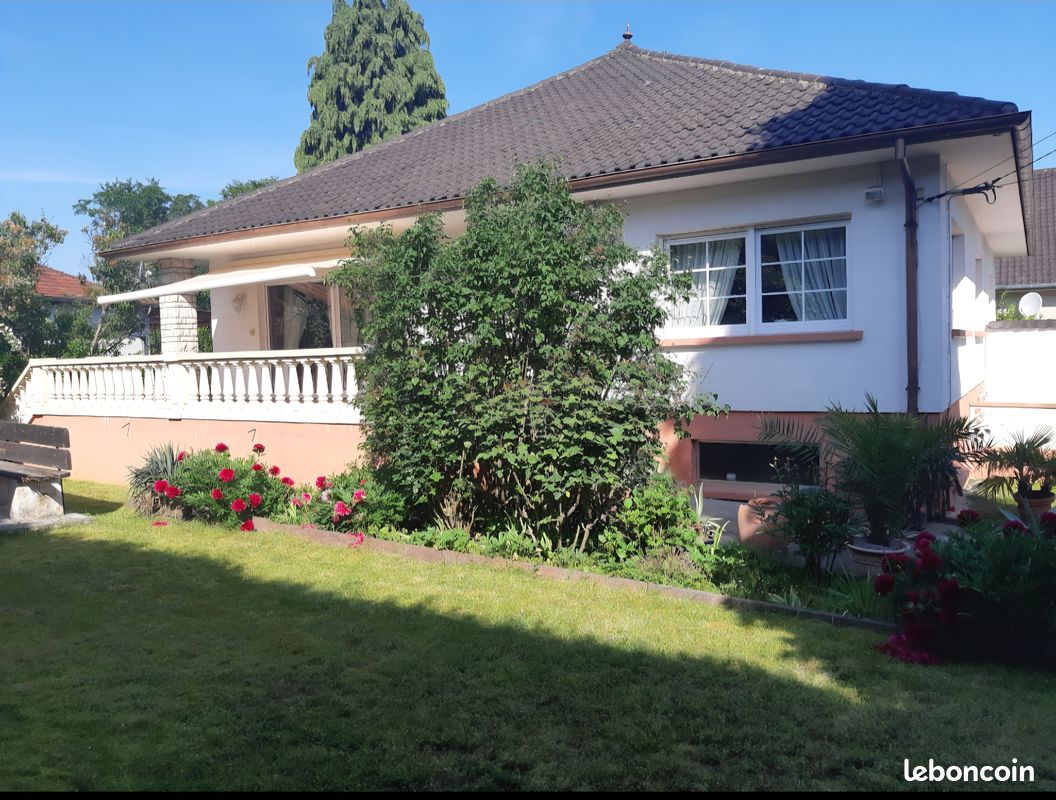 Maison 7 pièces 178 m² · à Œting · 178 m² · 229 000 €