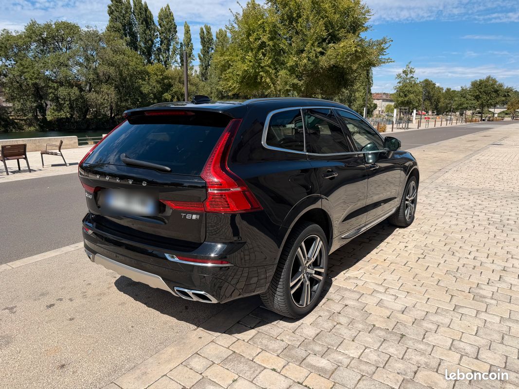 Volvo xc60 inscprtion luxe T8 390cv (image 2)