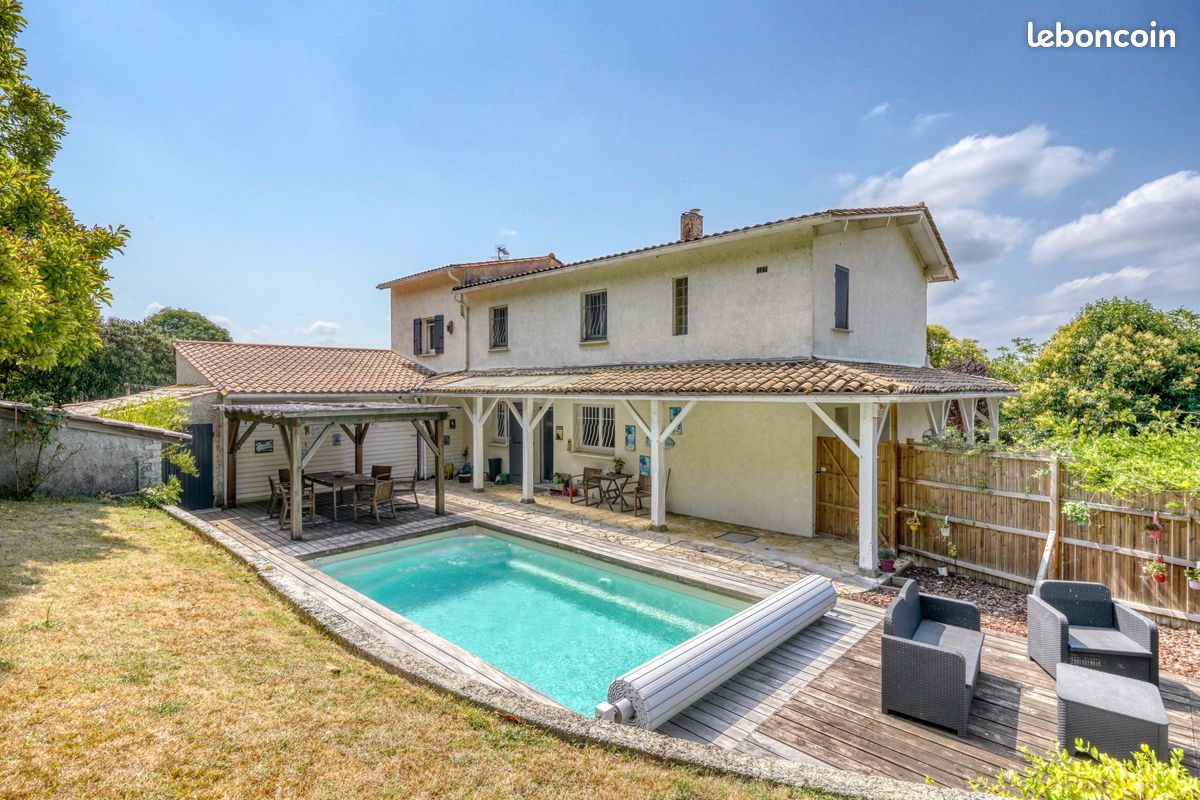 Maison 8 pièces 202 m² · à Baurech · 202 m² · 479 000 €