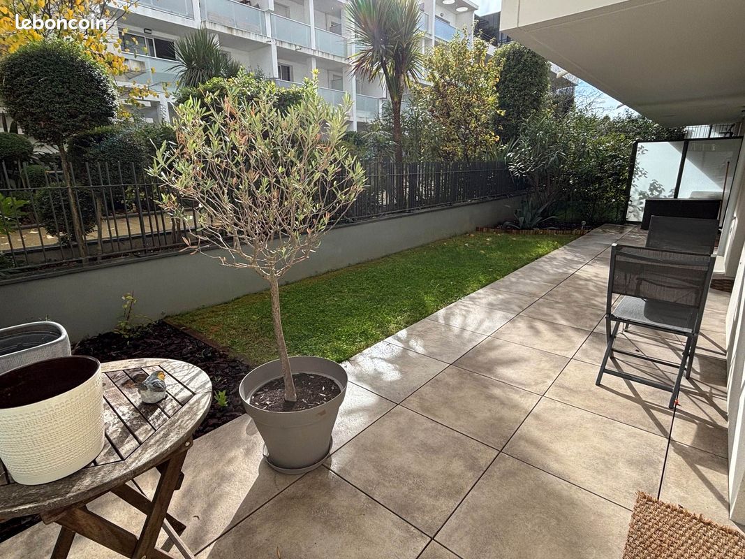 Appartement 2 pièces 44 m² · à La Rochelle · 44,3 m² · 275 000 €