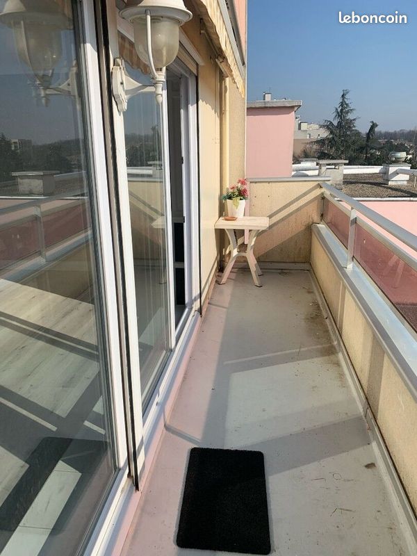 Appartement a louer rillieux-la-pape - 4 pièce(s) - 85 m2 - Surfyn