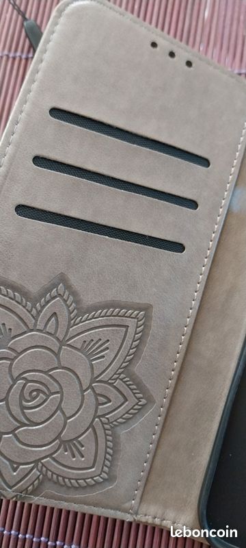 Housse protection " Iphone13 Pro" (image 6)