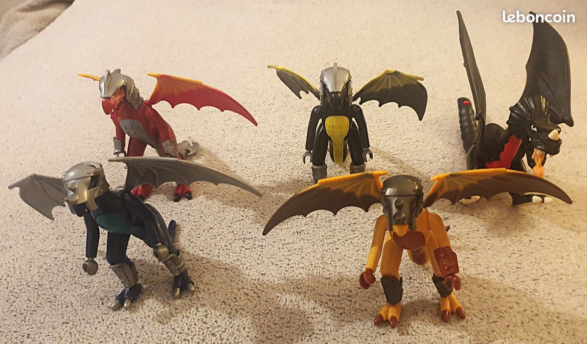 Lot Of 5 Knights Playmobil Medieval Red Dragon Plus Accessories And Playset