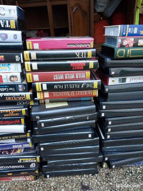 A vendre films cassettes video (image 1)