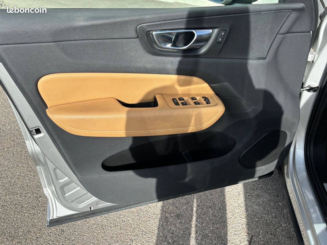 Volvo XC60 Business Executive AWD Geartronic (image 11)