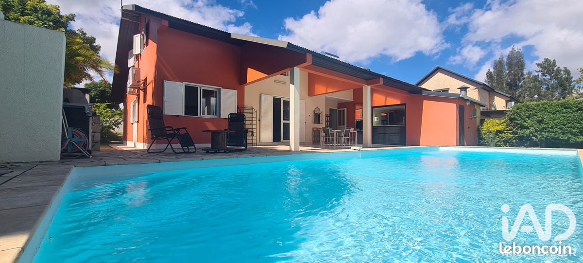 Maison 7 pièces 205 m² · à Le Tampon · 205 m² · 478 000 €
