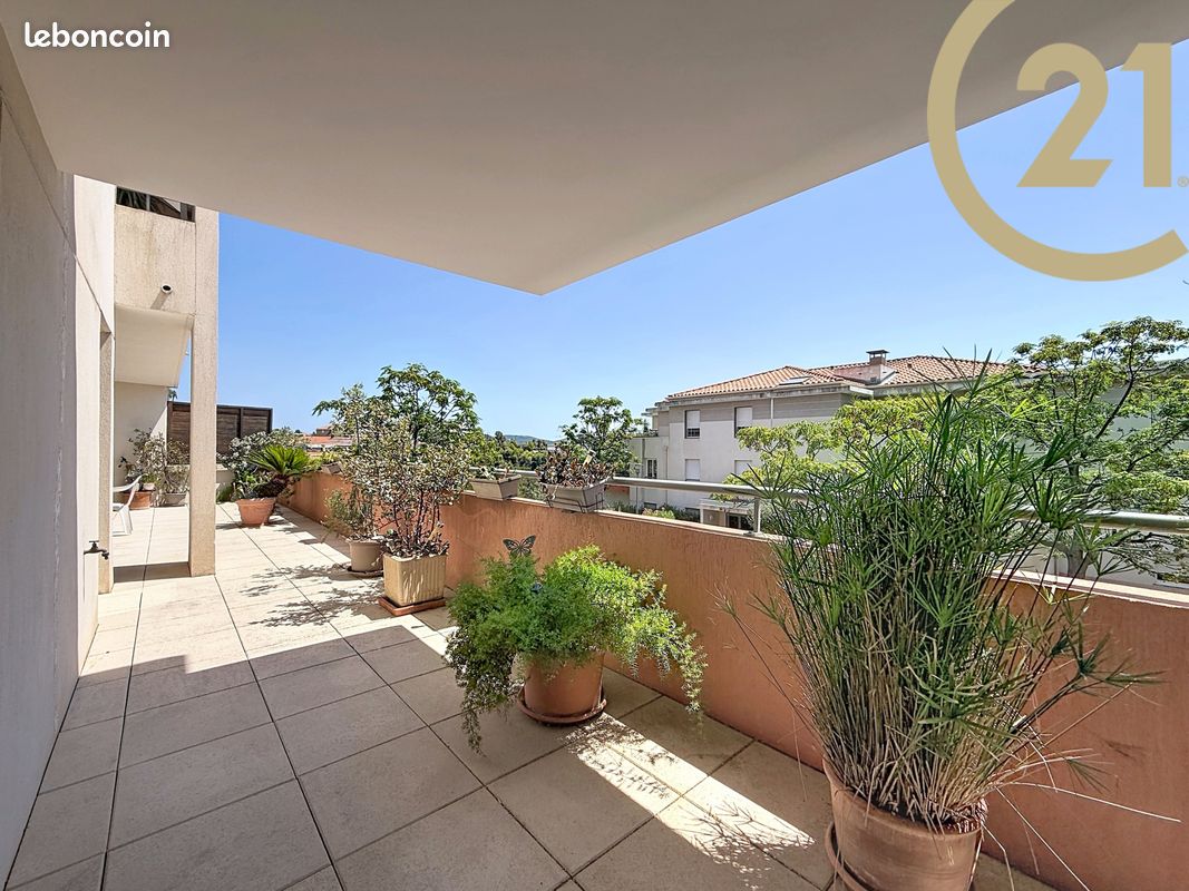 Appartement 3 pièces 83 m² · à Saint-Raphaël · 83 m² · 350 000 €