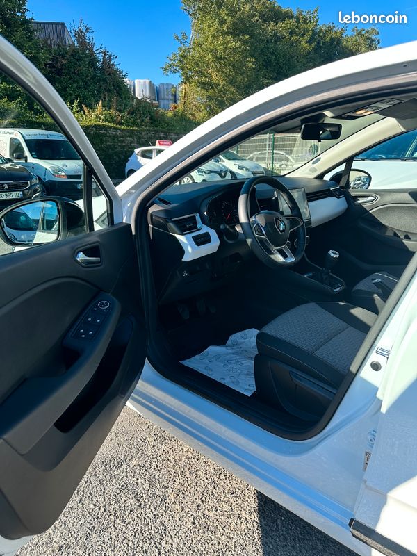 Renault Clio 5 V Evolution 1.0 TCE 100CV BVM6 ESSENCE/GPL (image 4)