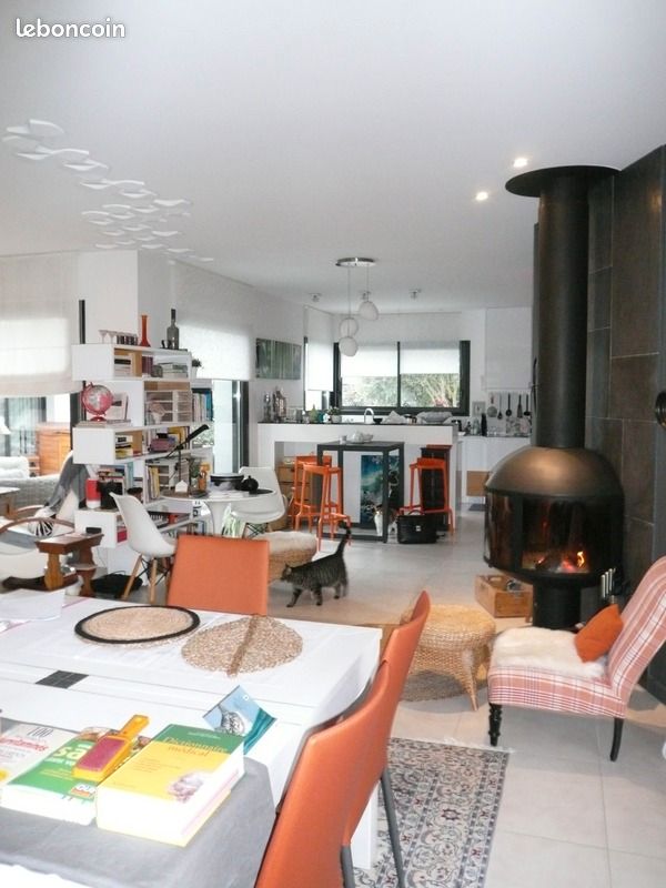Maison 7 pièces 204 m² - Saint-Yrieix-sur-Charente 16710 (image principale 6)