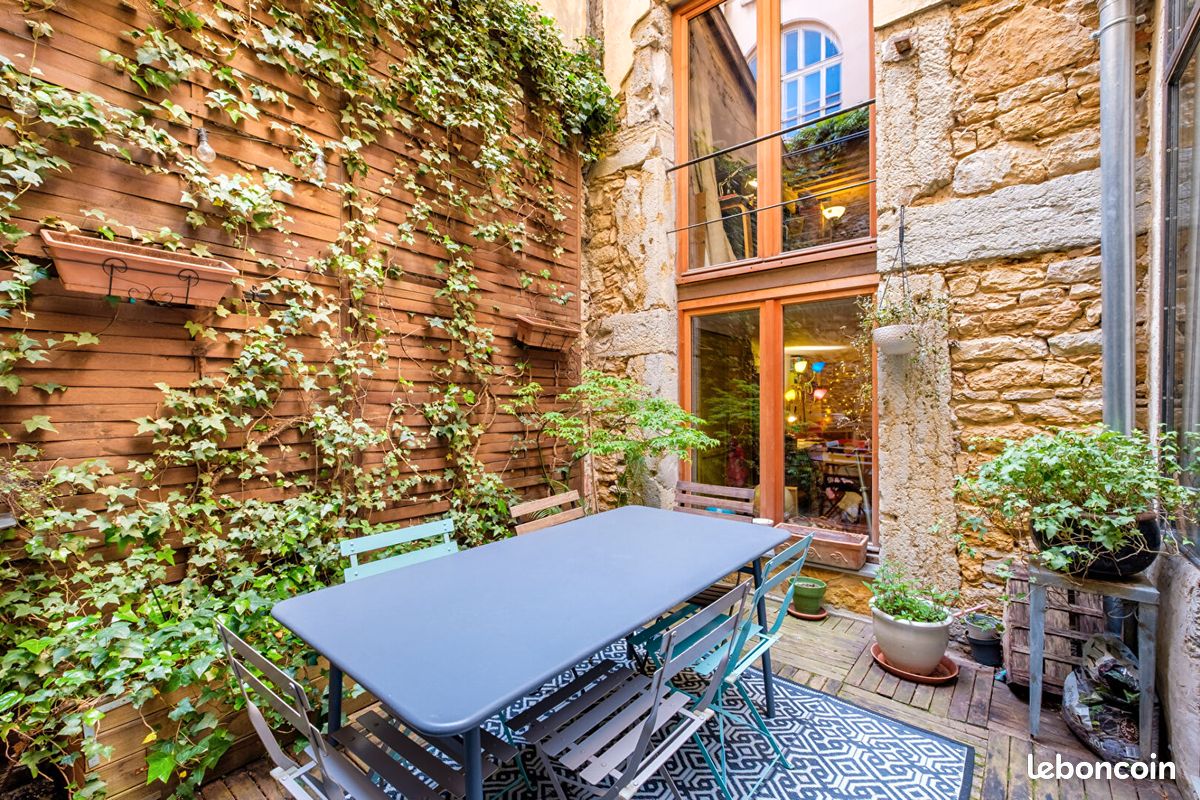 Appartement 5 pièces 210 m² · à Lyon · 210 m² · 900 000 €