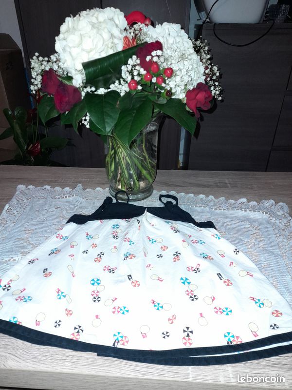 Haut naf naf 6ans mais taille petit (image 1)