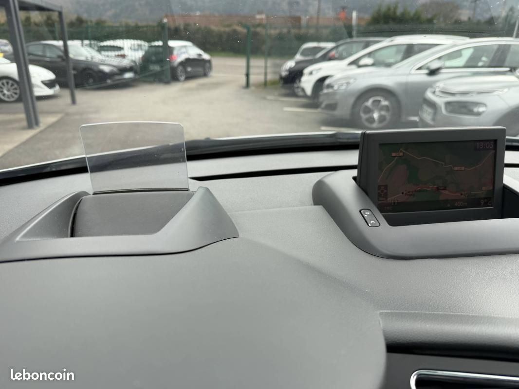 Peugeot 3008 1.6 HDi112 FAP Allure (image 9)