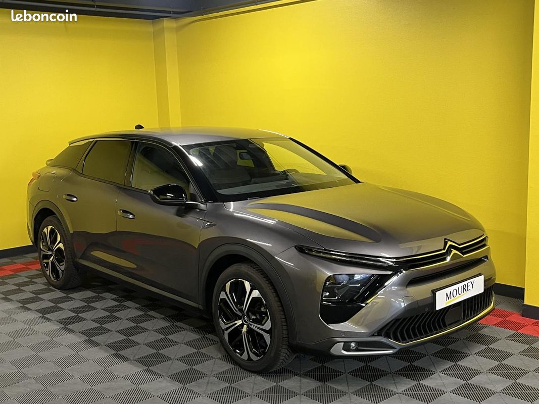 Citroen c5 x essence 130 cv bv eat8 / cuir / camera / affichage tete haute / chargeur induction (image 29)