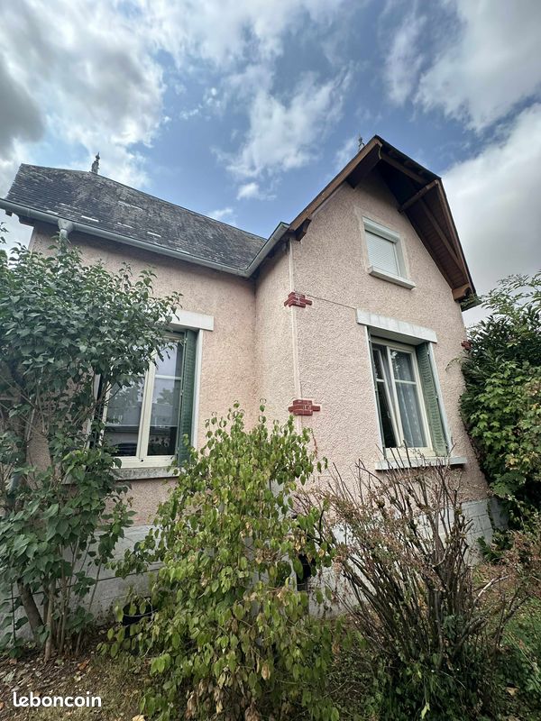 Maison 4 pièces 76 m² · à Dun-sur-Auron · 76 m² · 110 000 €