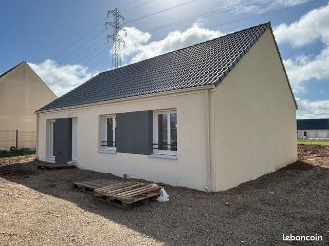 Maison 5 pièces 88 m² · à Courville-sur-Eure · 88 m² · 1 100 €