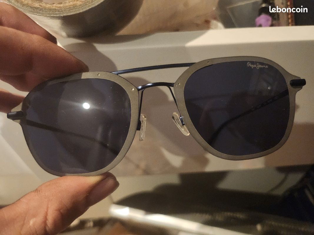 Lunettes de soleil Pepe Jeans pas cher, comparez les prix