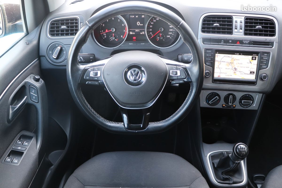 Volkswagen polo 1.2 tsi 90 lounge (image 8)
