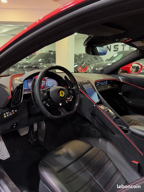 Ferrari roma 3,9 v8 bi-turbo 620 dct - rosso scuderia - origine 🇫🇷 - pack carbone complet - display - volant led carone - service inclus 2028 (image 7)