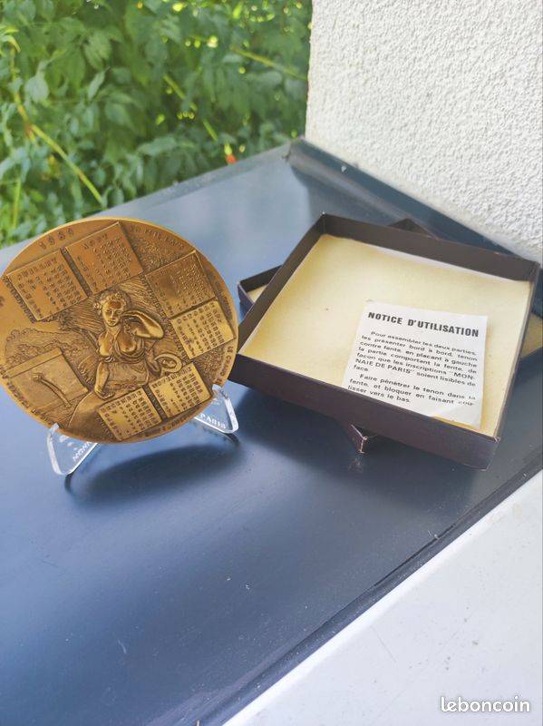 Médaille Calendrier 1987 Monnaie De Paris - Bronze, Thème La Vigne, Collection