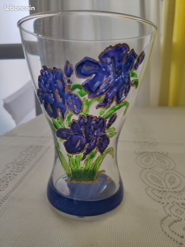 Vase (image 1)