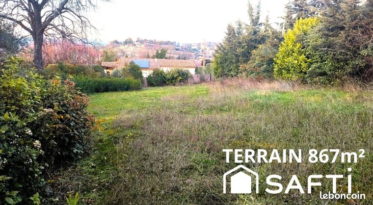 Terrain 867 m² APT