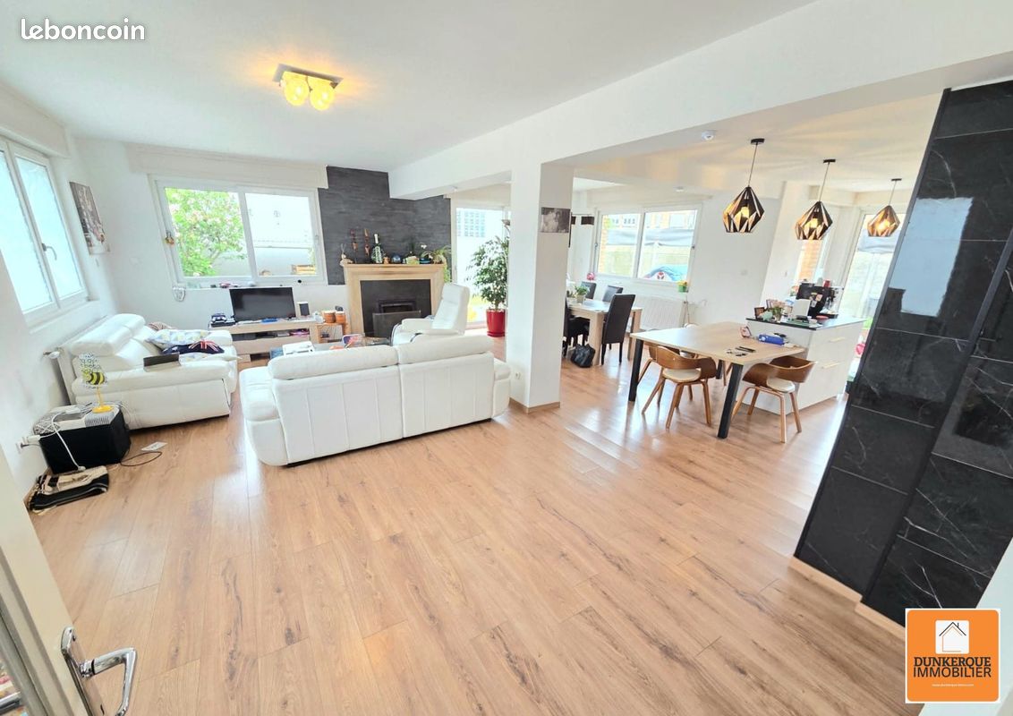 Maison 6 pièces 202 m² · à Coudekerque-Branche · 202 m² · 369 900 €