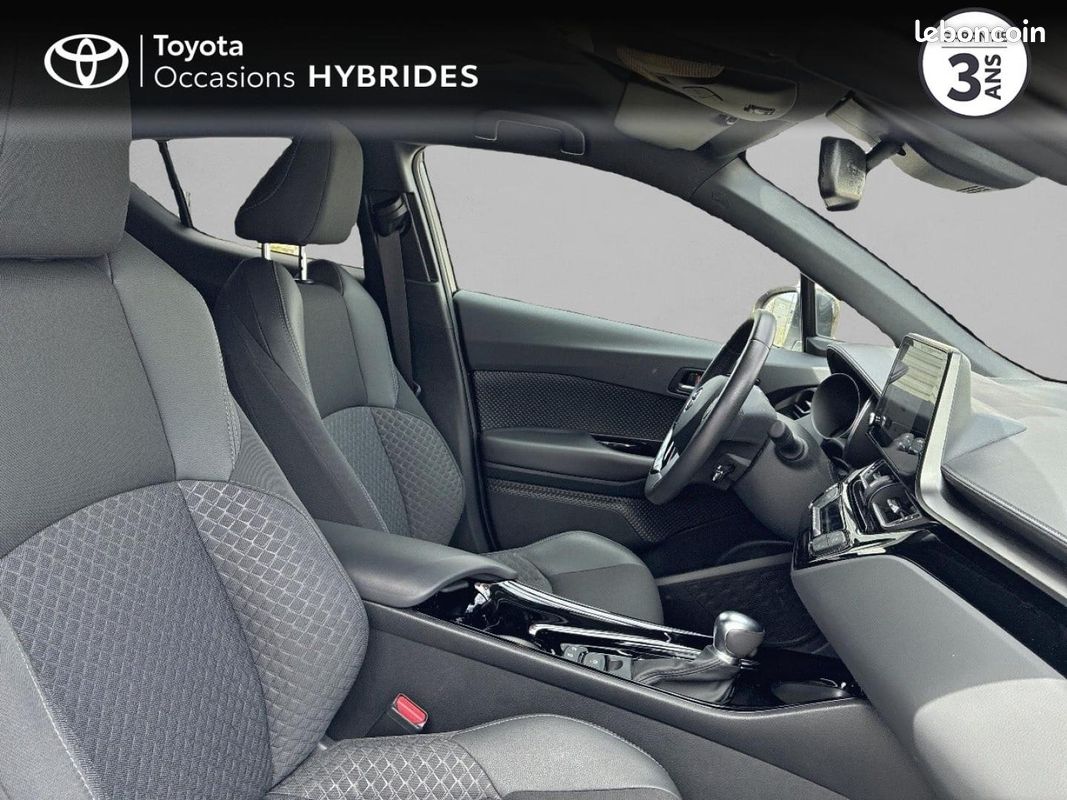 Toyota C-HR 2.0 Hybride 184ch Design Ultimate E-CVT (image 6)